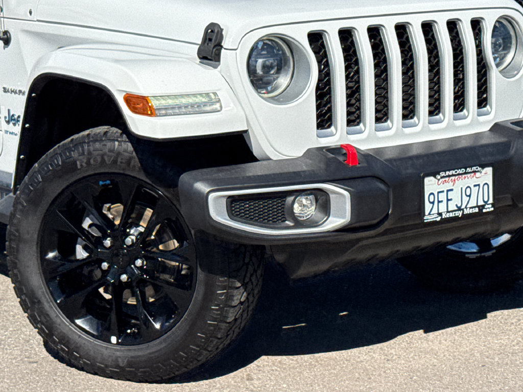 Used 2023 Jeep Wrangler Unlimited Sahara AWD/4WD image 6