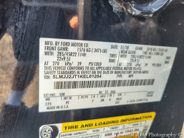 Used 2019 Lincoln Navigator Select AWD/4WD image 37