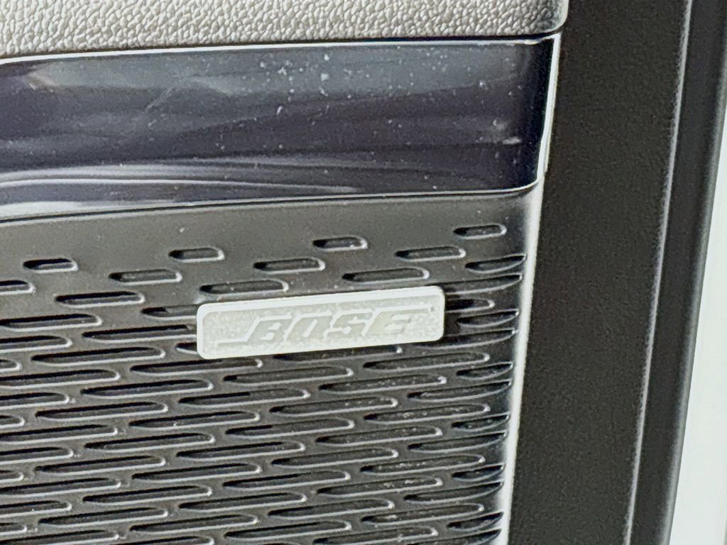 New 2026 GMC Acadia AT4 w/ Luxury Package image 18