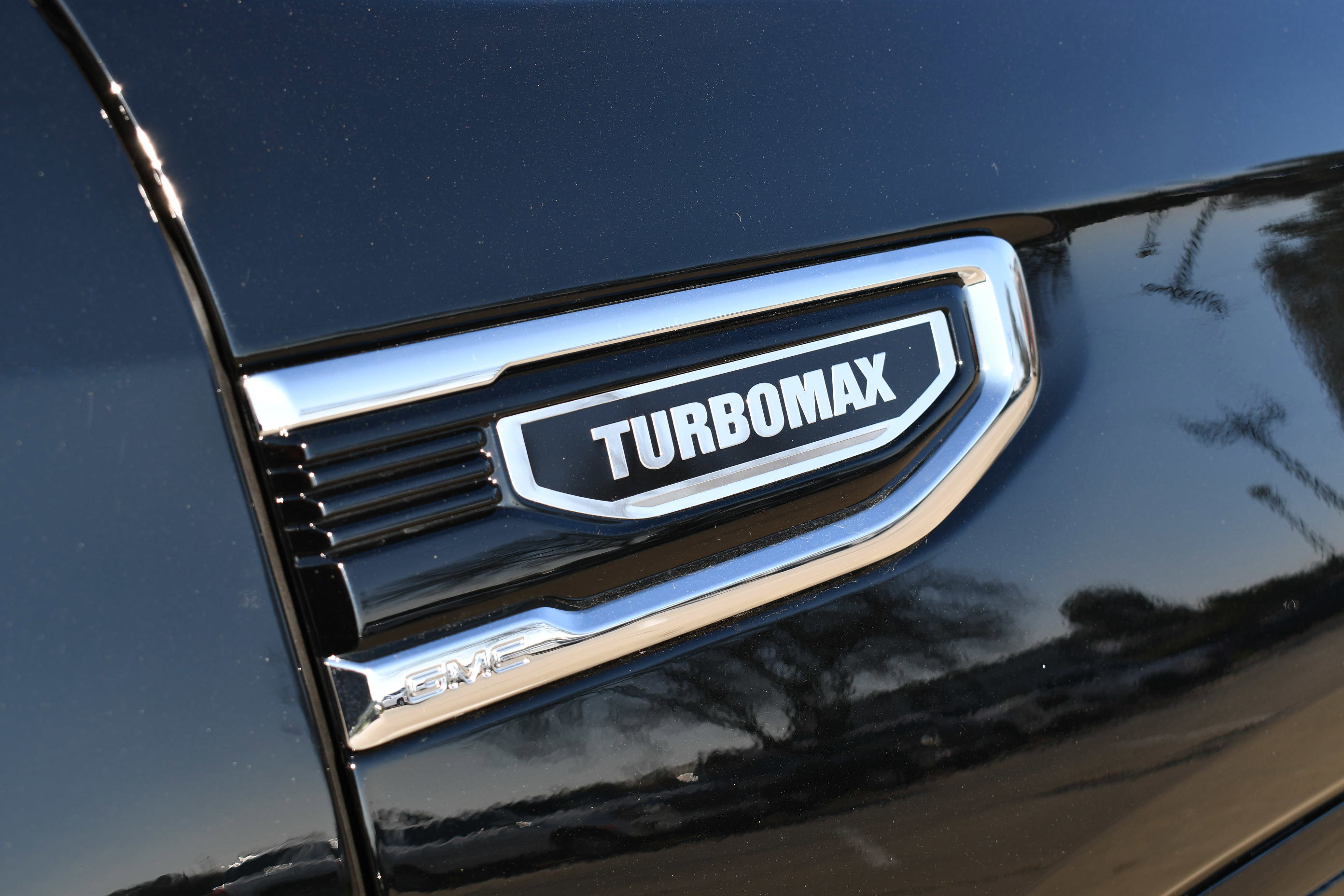 New 2026 GMC Sierra 1500 SLE w/ Preferred Package image 10