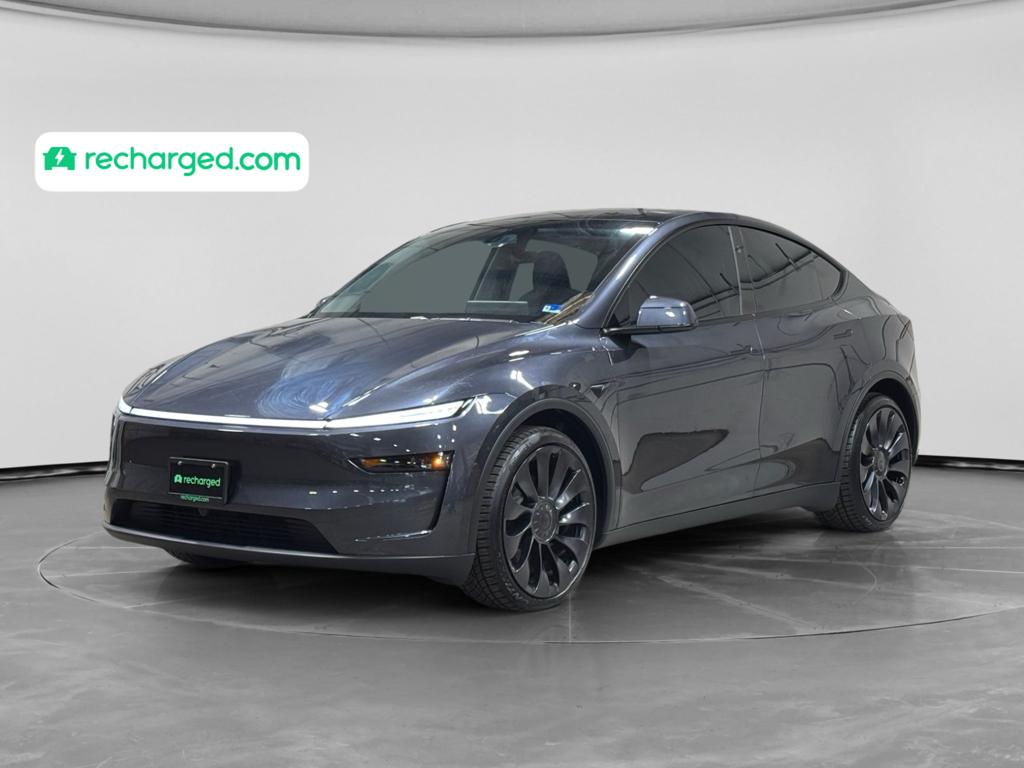 Used 2026 Tesla Model Y Long Range AWD/4WD image 1