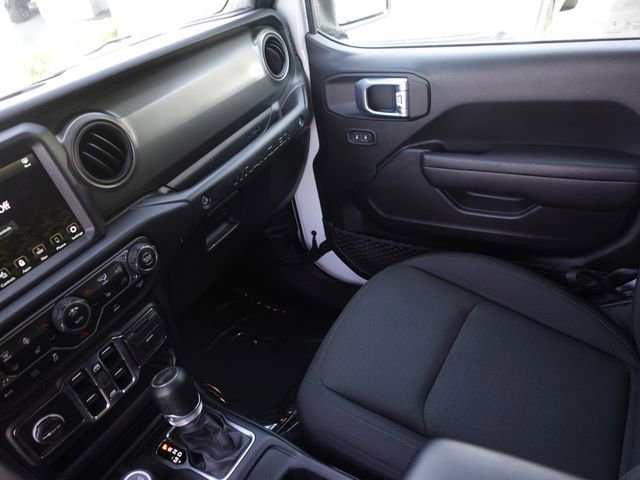 Used 2023 Jeep Wrangler Unlimited w/ Sun & Screen Package AWD/4WD image 20