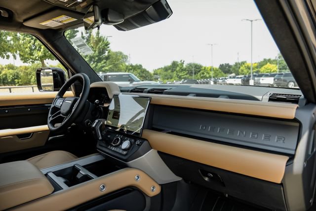 New 2026 Land Rover Defender 110 X AWD/4WD image 15