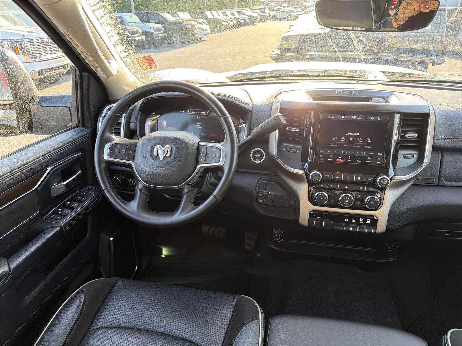 Used 2024 RAM 2500 Laramie w/ Safety Group AWD/4WD image 22