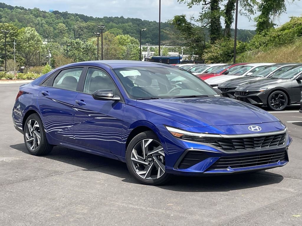 Used 2025 Hyundai Elantra Sport