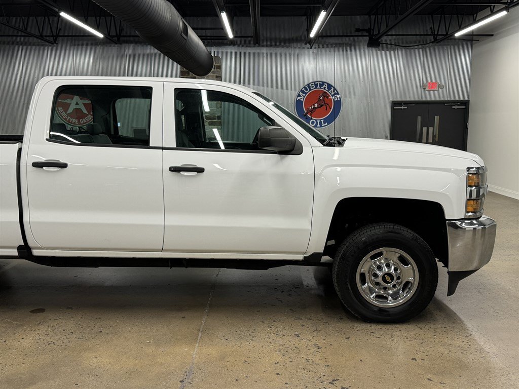 Used 2016 Chevrolet Silverado 2500 W/T AWD/4WD image 16