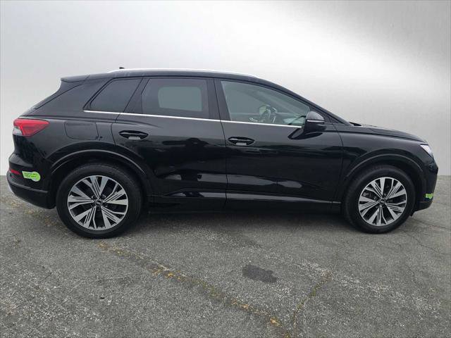 Used 2023 Audi Q4 e-tron Premium Plus w/ Premium Plus image 2