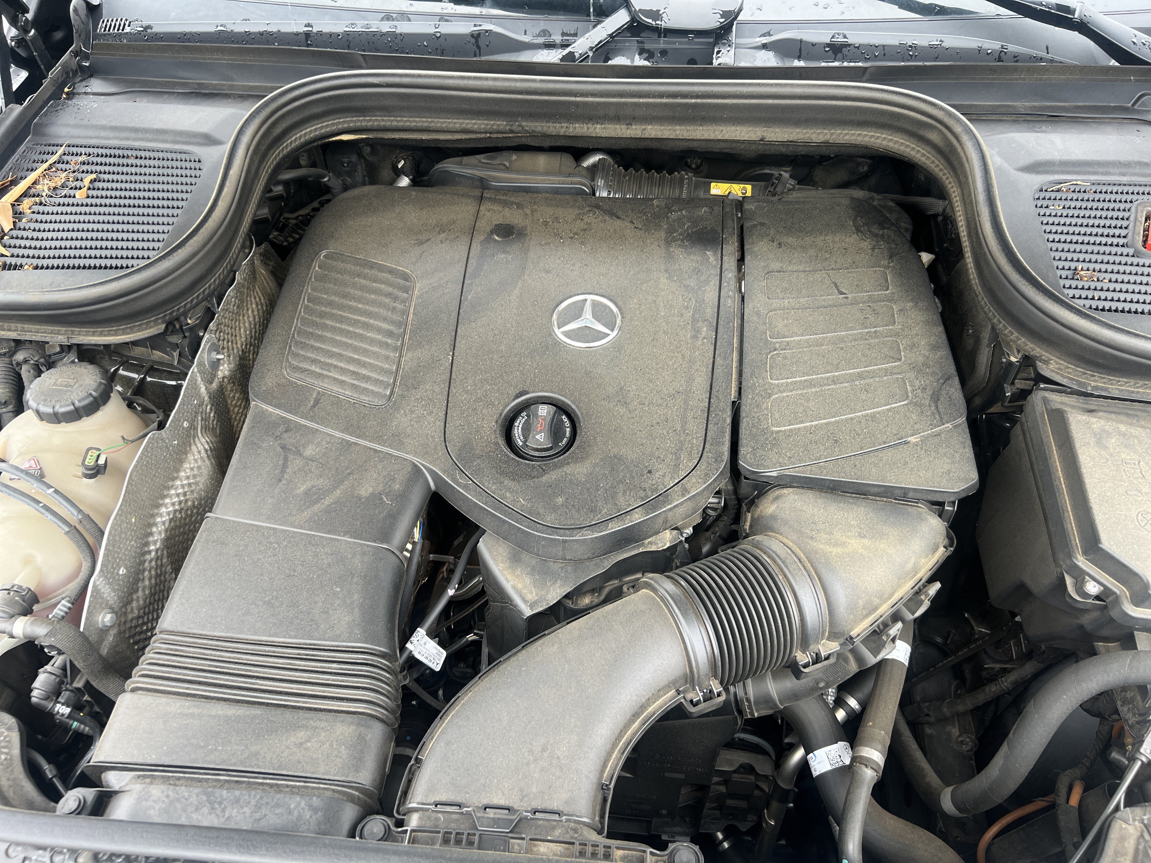 Certified 2024 Mercedes-Benz GLE 350 4MATIC w/ Driver Assistance Package image 36