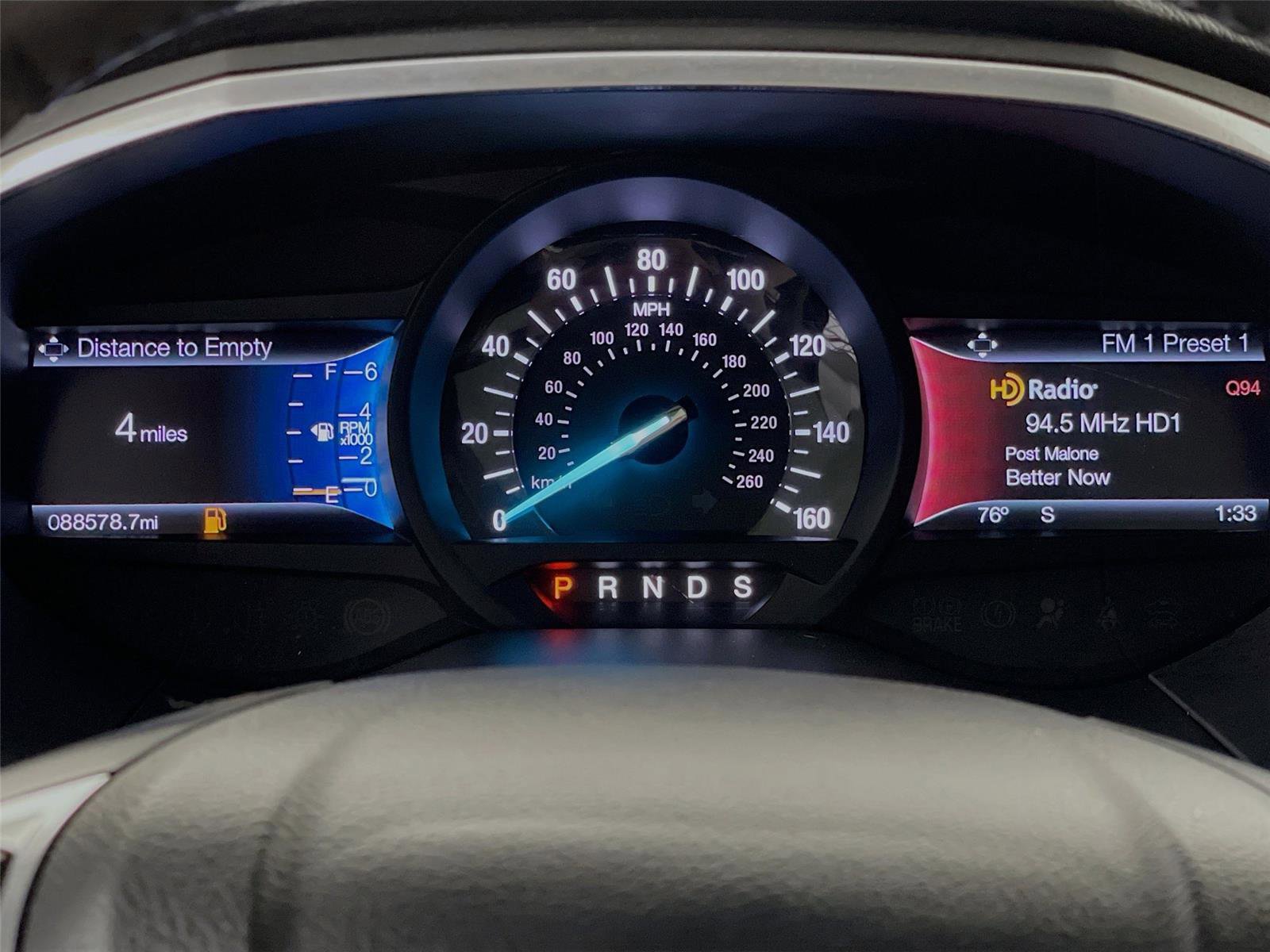 Used 2017 Ford Edge Titanium w/ Equipment Group 302A AWD/4WD image 16