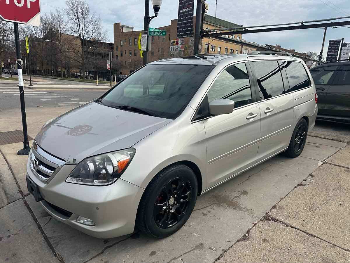 Used 2005 Honda Odyssey Touring image 3