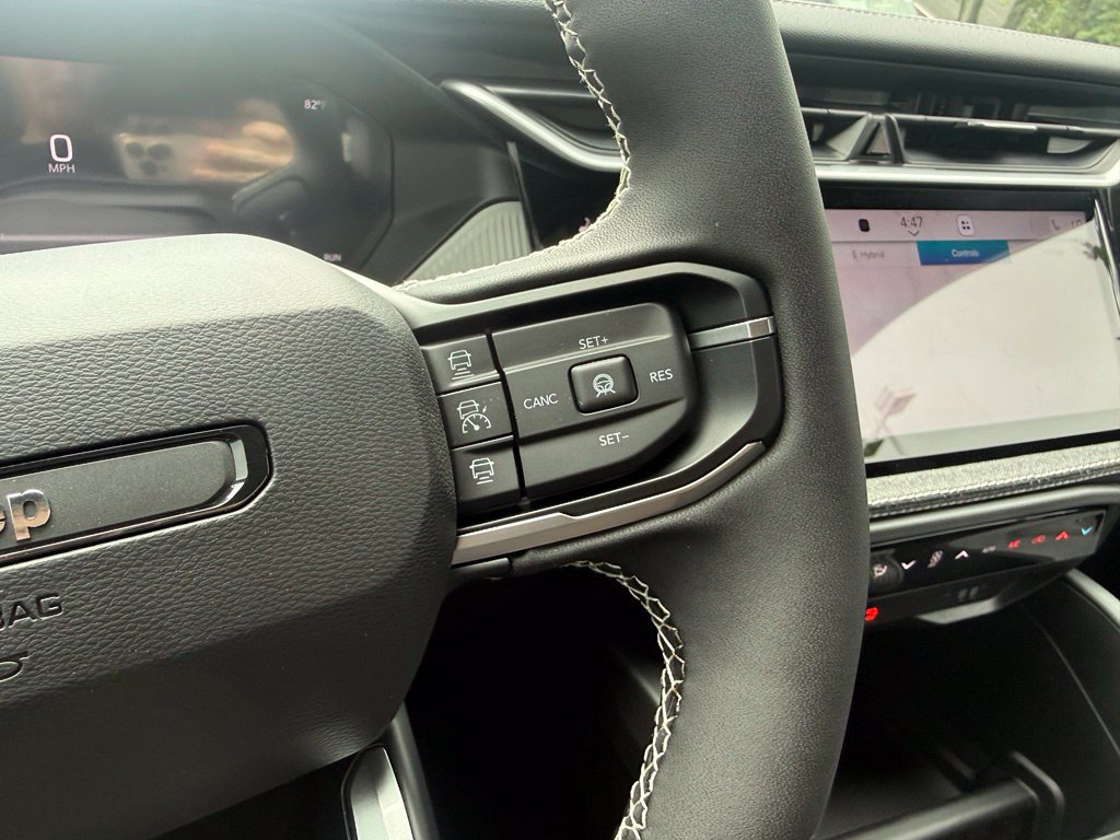 New 2026 Jeep Cherokee Laredo AWD/4WD image 18