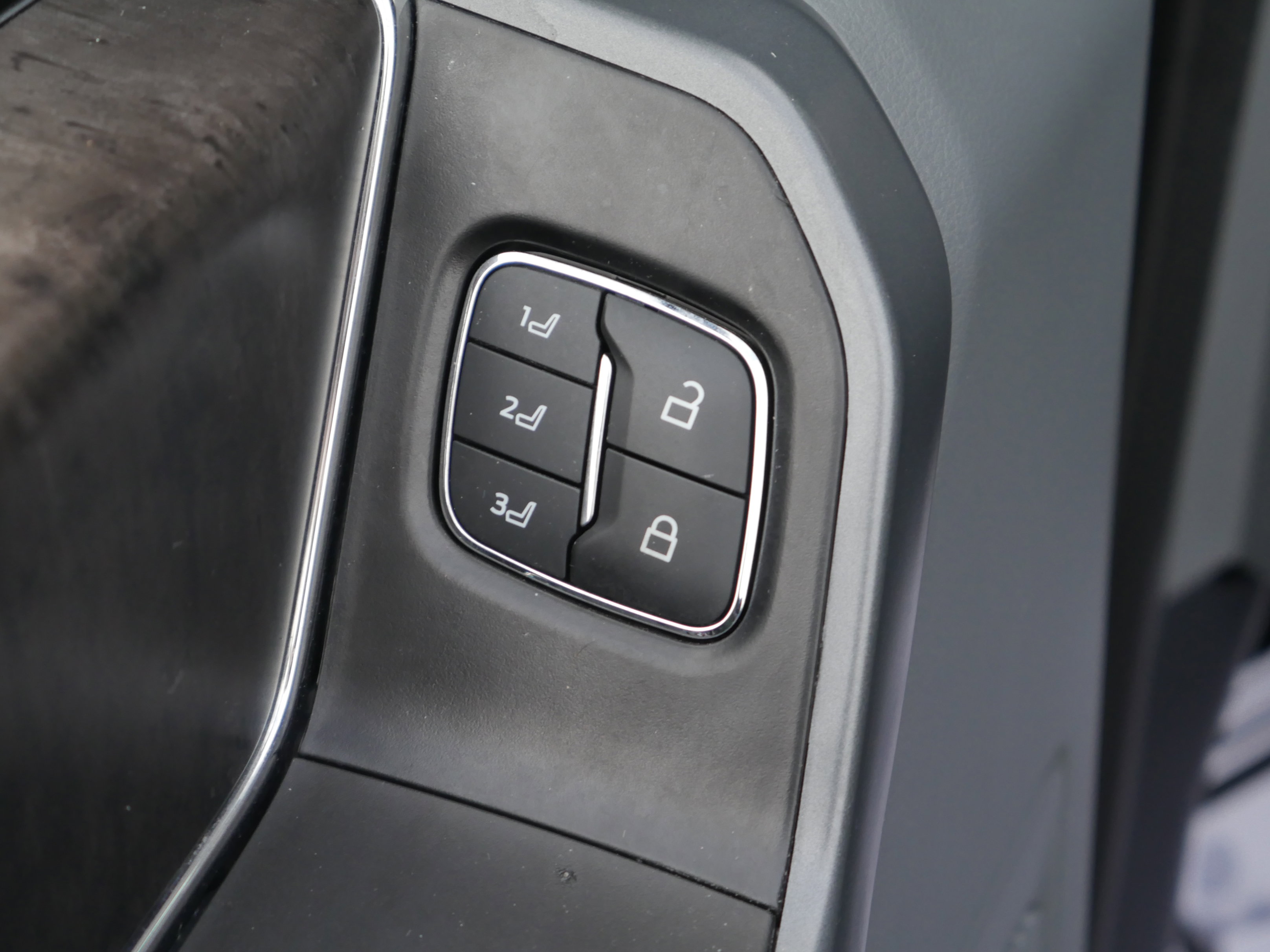 Certified 2022 Ford F150 Lariat w/ Trailer Tow Package image 36