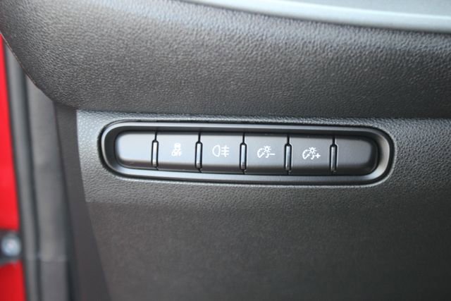 Used 2024 FIAT 500 e (RED) image 17