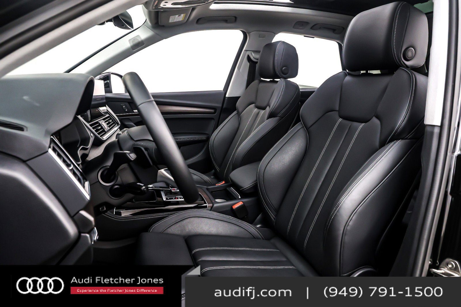 Used 2024 Audi Q5 e Prestige w/ Prestige Package image 17