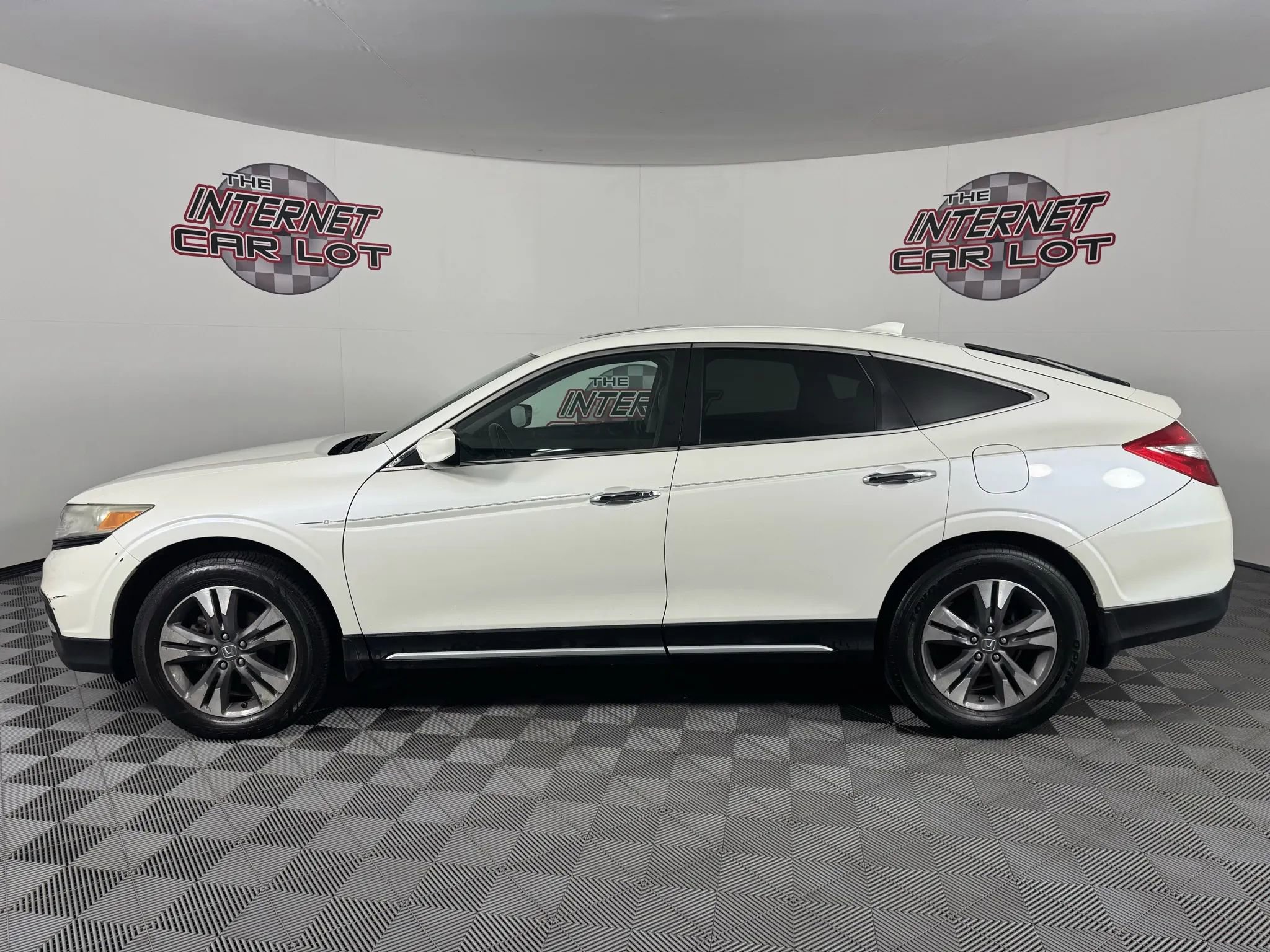 Used 2015 Honda Crosstour EX-L image 4