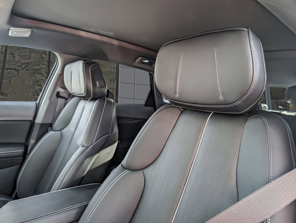 New 2026 Cadillac Optiq Sport 2 image 9