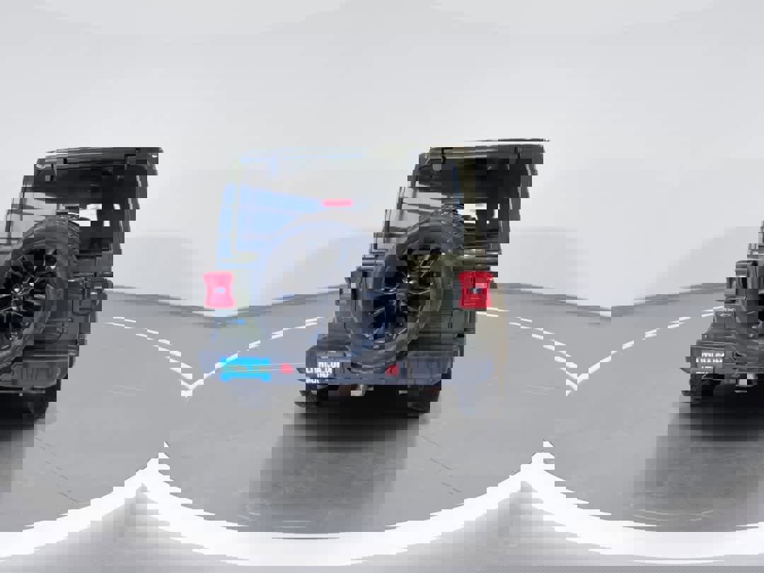 Used 2021 Jeep Wrangler Sahara w/ Cold Weather Group image 7