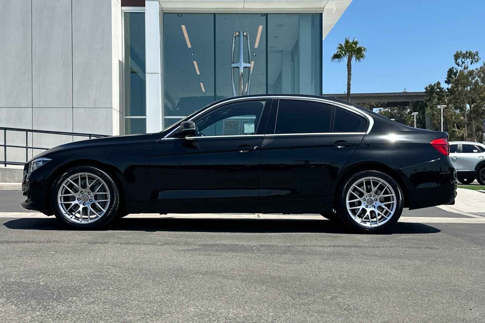 Used 2016 BMW 340i xDrive Sedan AWD/4WD image 6