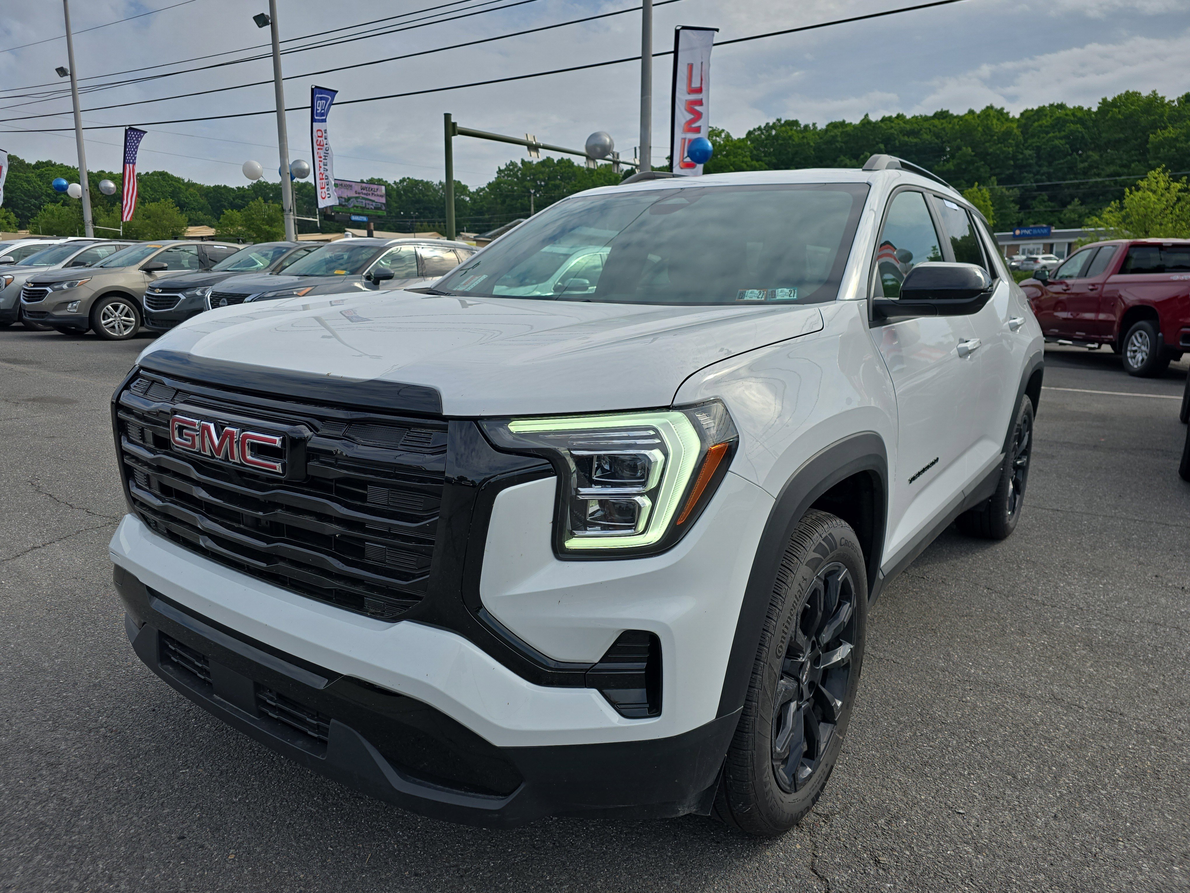 Used 2026 GMC Terrain Elevation w/ Elevation Premium Package AWD/4WD image 10