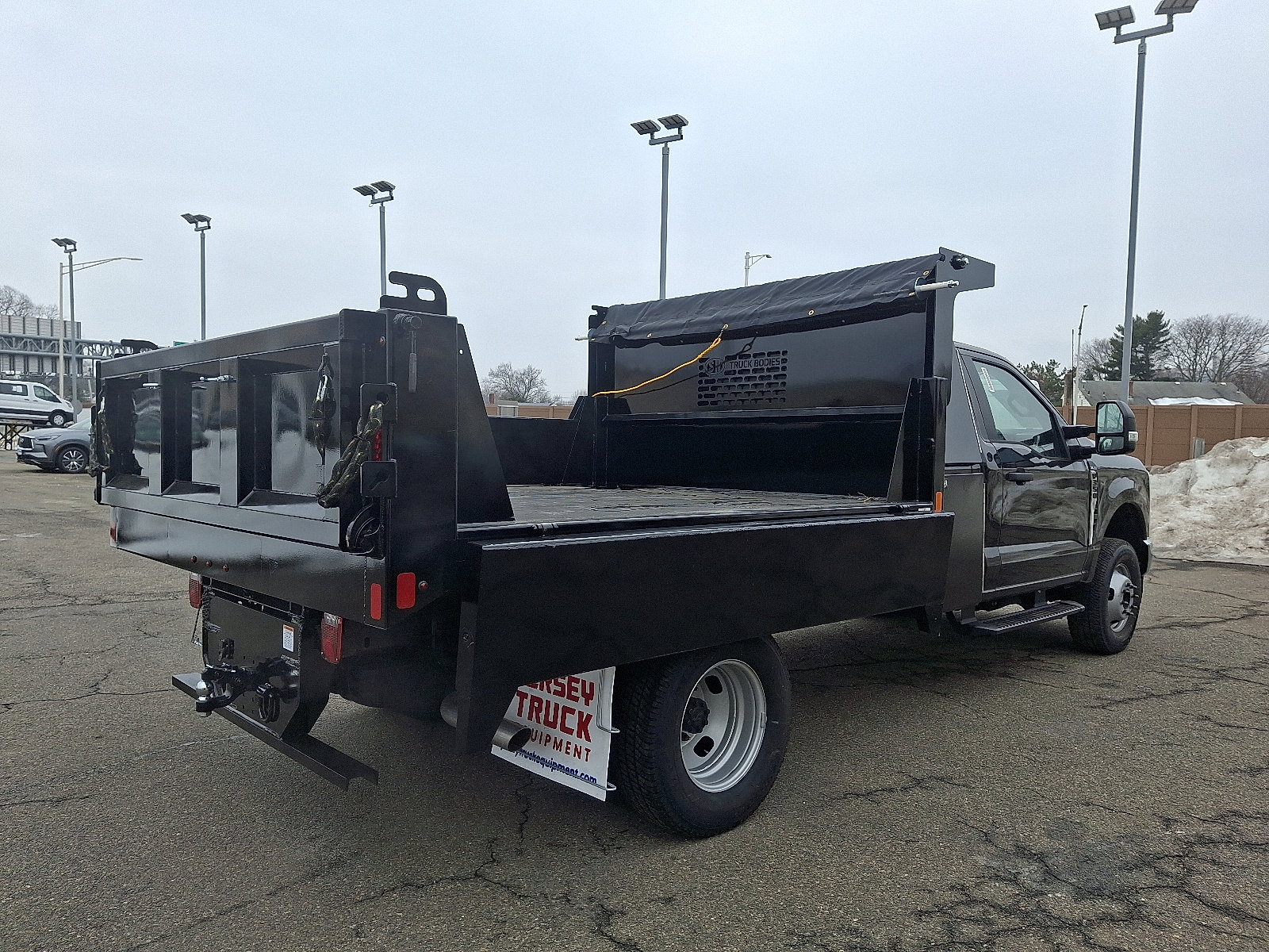 New 2025 Ford F350 XL w/ XL Chrome Package image 4