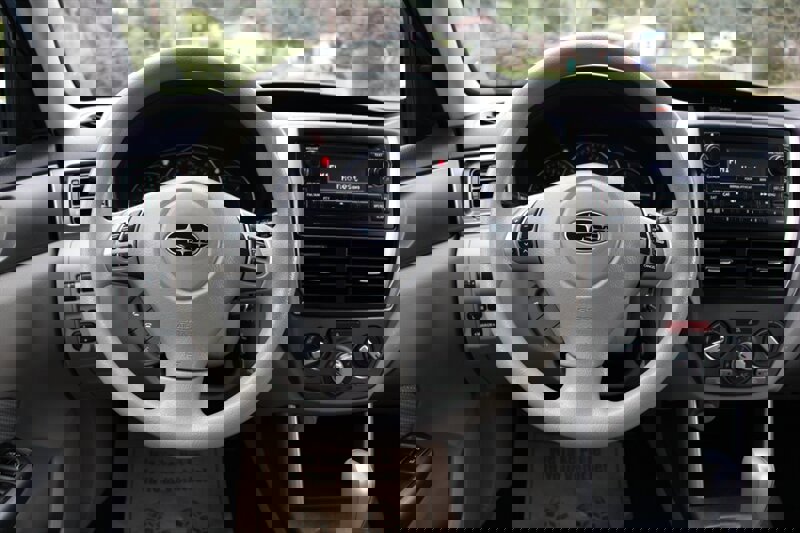 Used 2012 Subaru Forester 2.5X Premium w/ All-Weather Pkg image 17