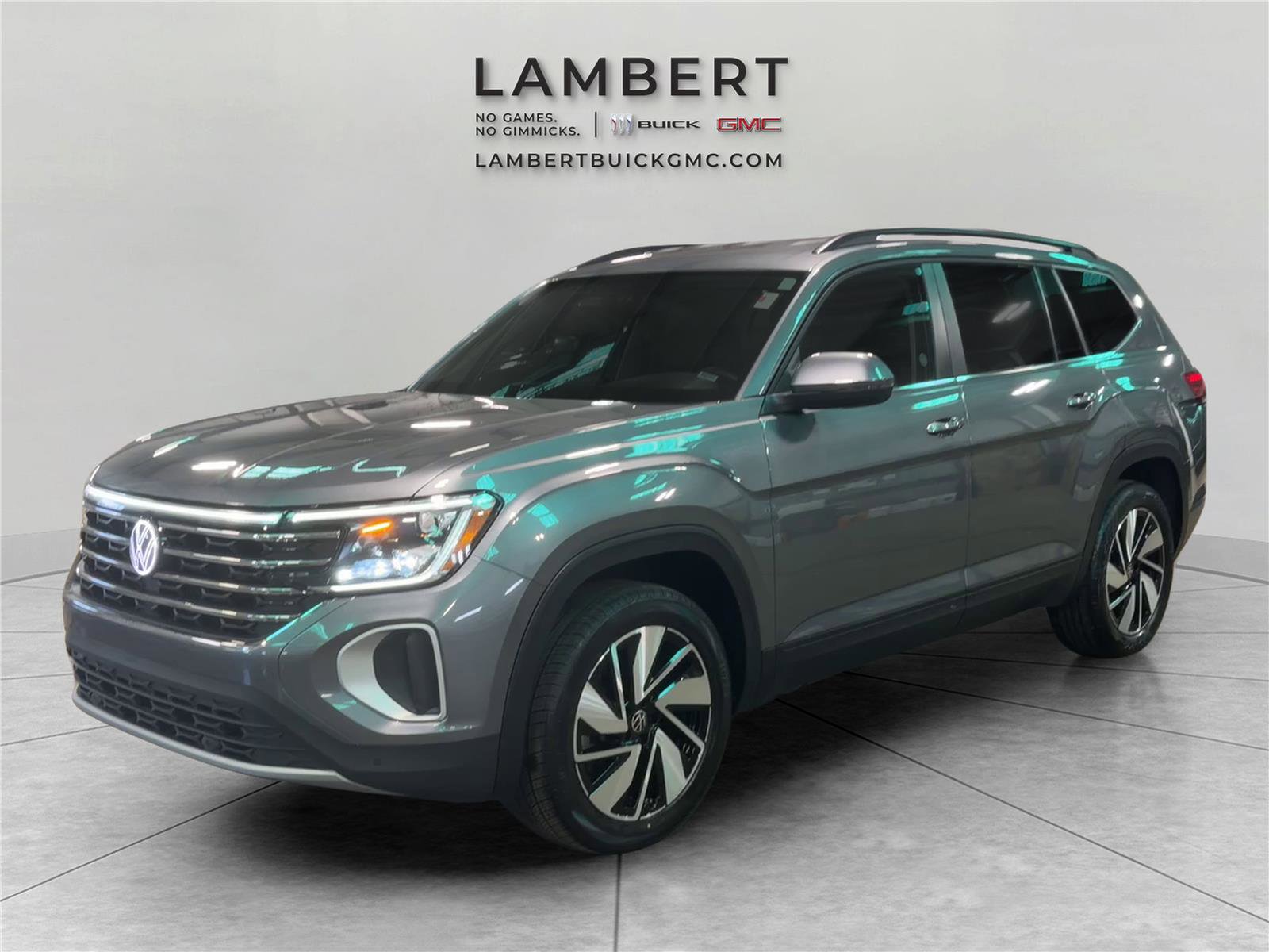Used 2025 Volkswagen Atlas SE