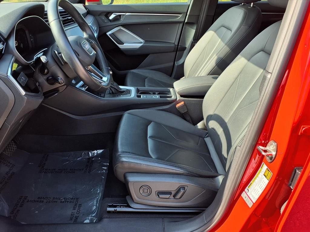 Used 2024 Audi Q3 2.0T Premium image 23