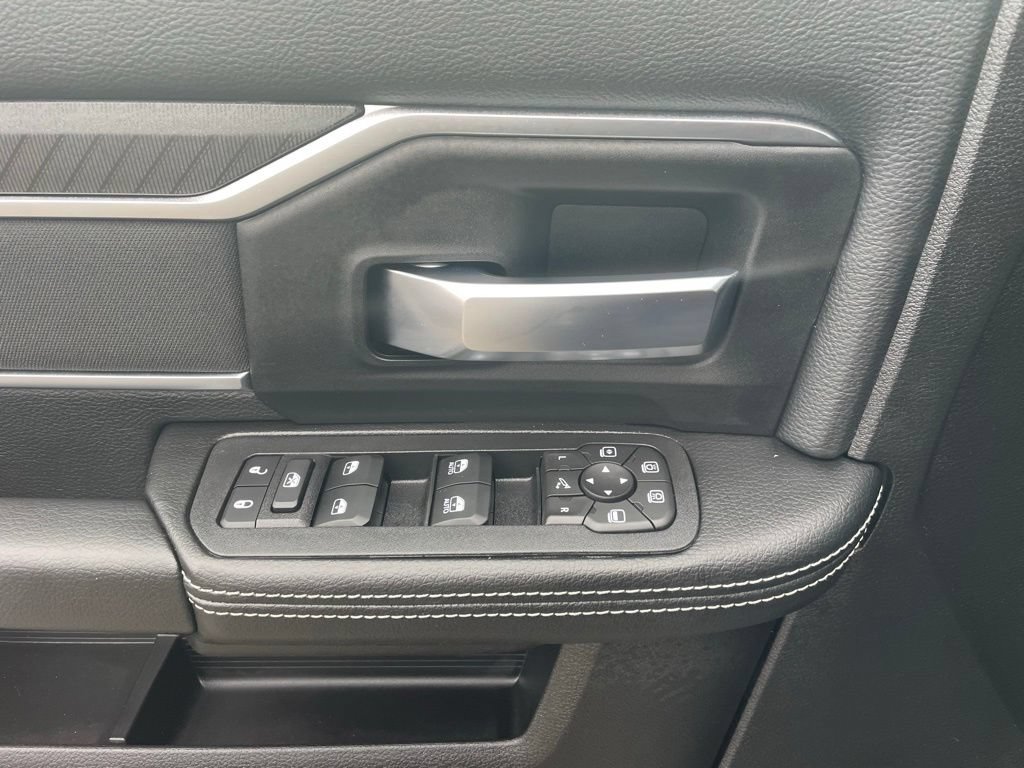 New 2026 RAM 2500 Big Horn AWD/4WD image 28