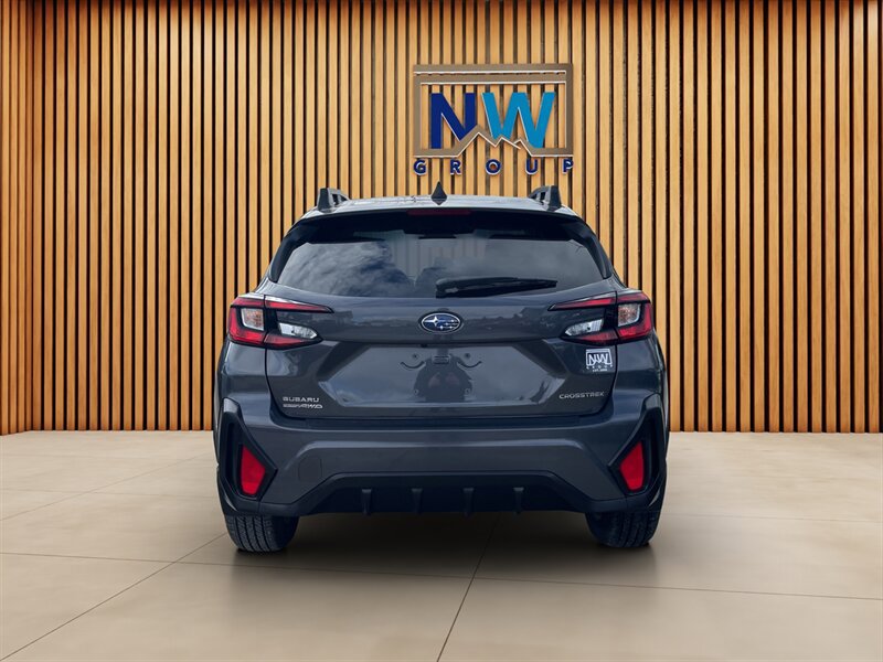 Used 2025 Subaru Crosstrek 2.0i Premium AWD/4WD image 37