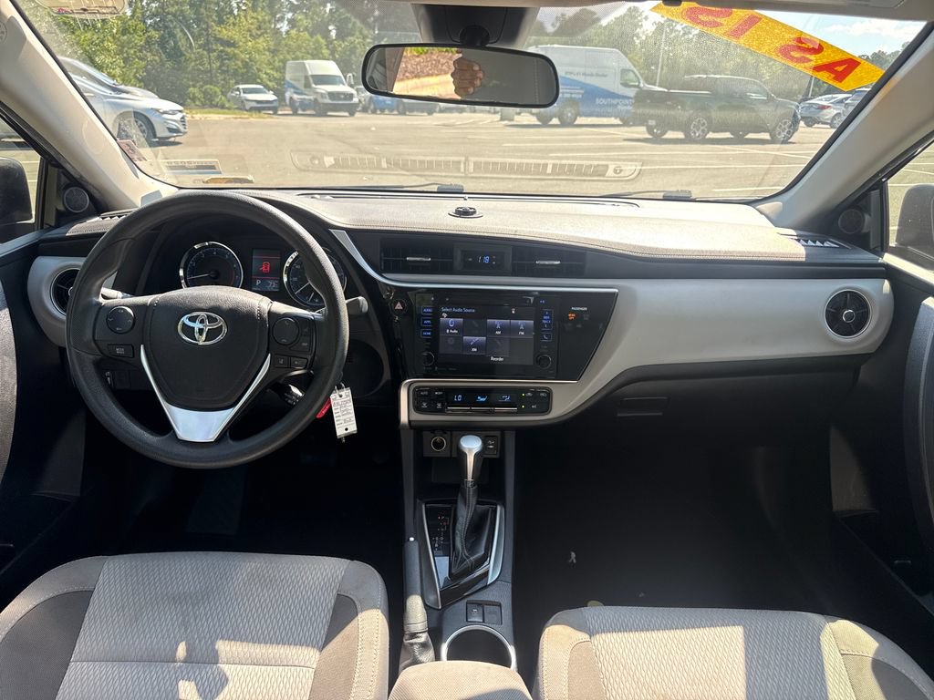 Used 2017 Toyota Corolla L FWD image 16