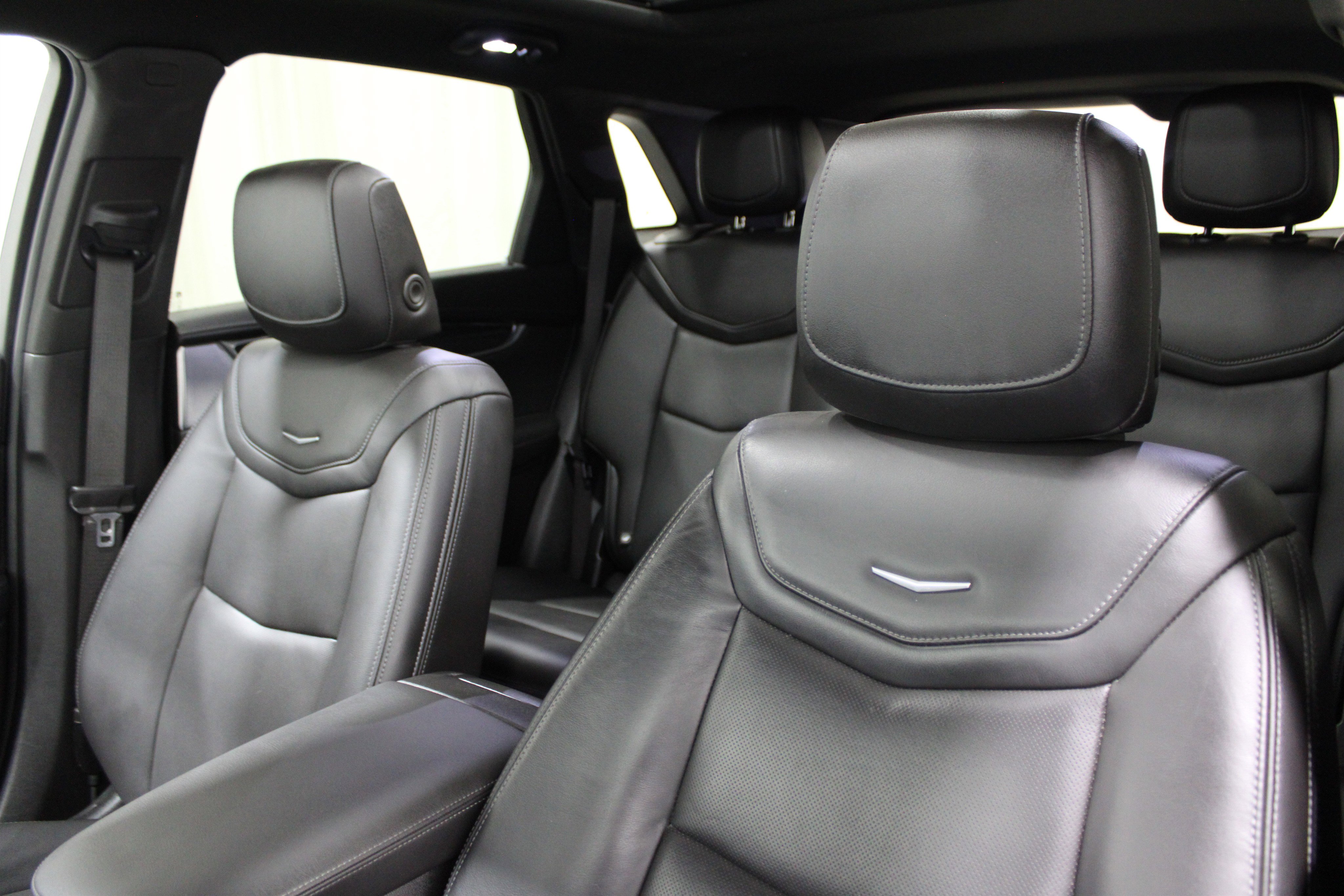 Certified 2023 Cadillac XT5 Premium Luxury image 5