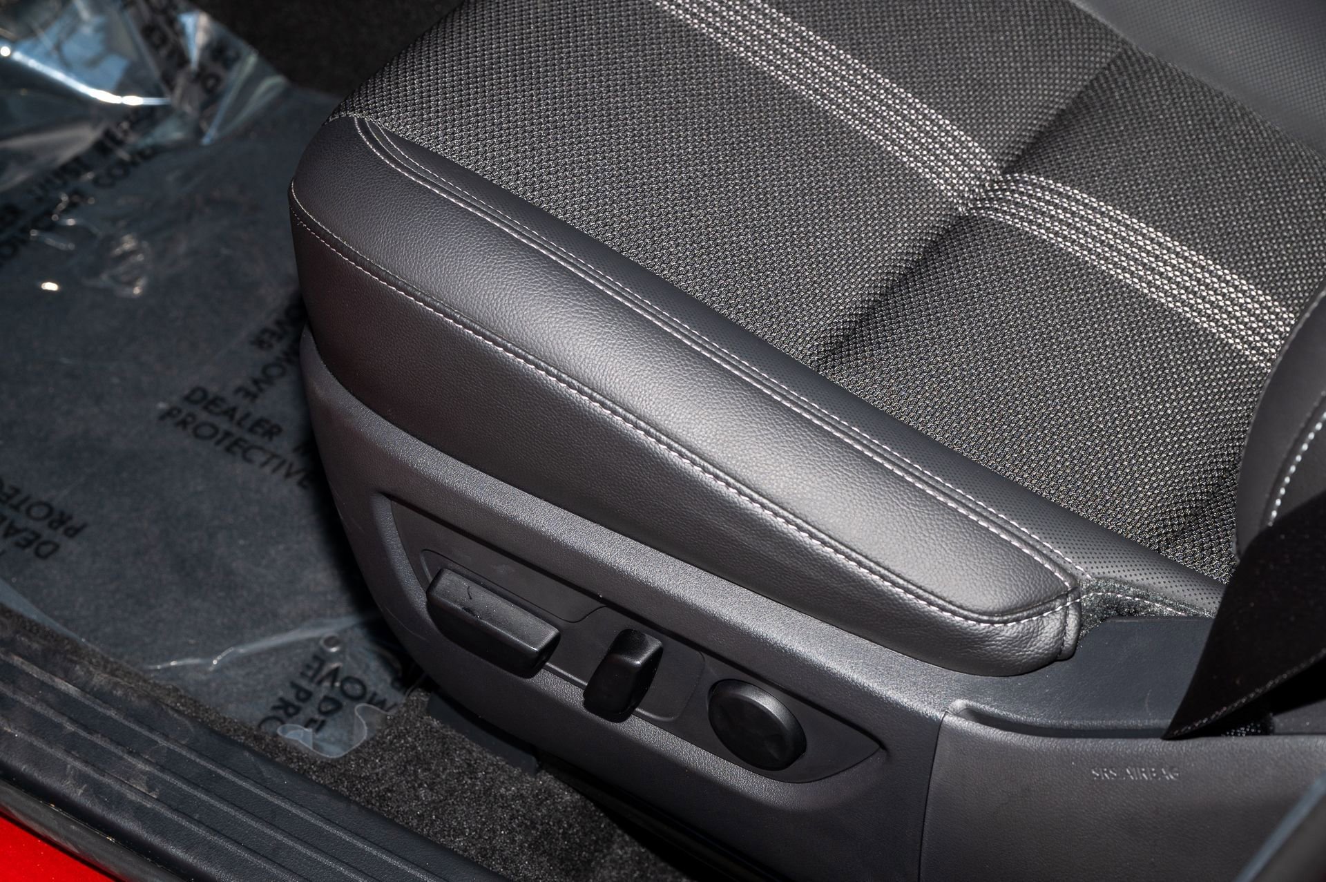 Used 2025 MAZDA CX-50 AWD 2.5 S w/ Weather Package image 28