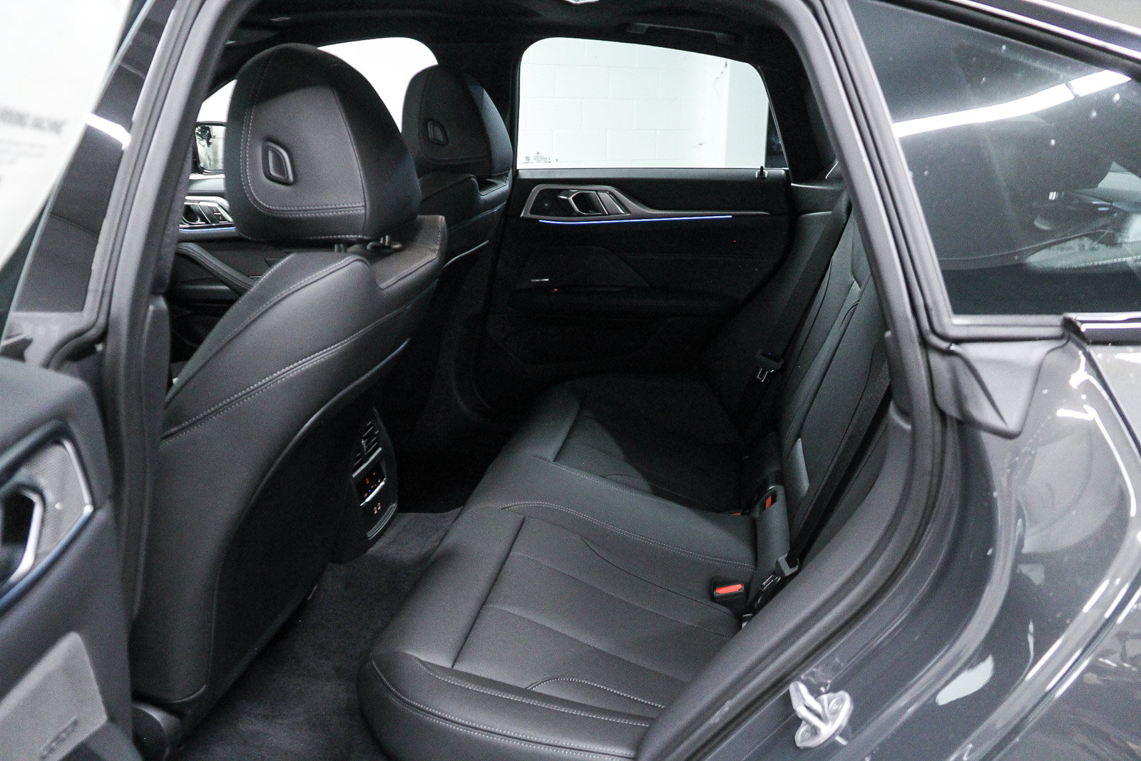 New 2026 BMW M440i w/ Premium Package RWD image 17