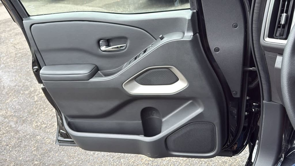 Certified 2026 Nissan Frontier SV w/ Tow Package image 19