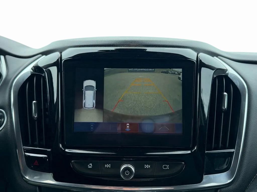 Used 2018 Chevrolet Traverse LT FWD image 14