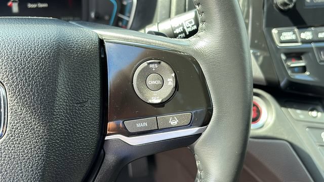 Used 2018 Honda Odyssey Touring image 15