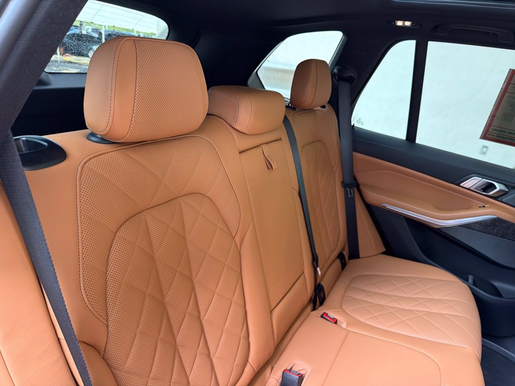 Used 2023 BMW X5 sDrive40i w/ M Sport Package RWD image 33