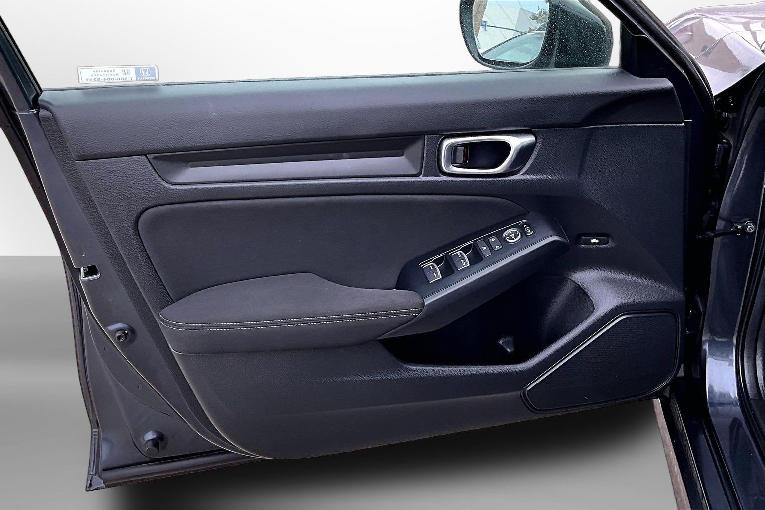 Used 2025 Honda Civic Sport image 25