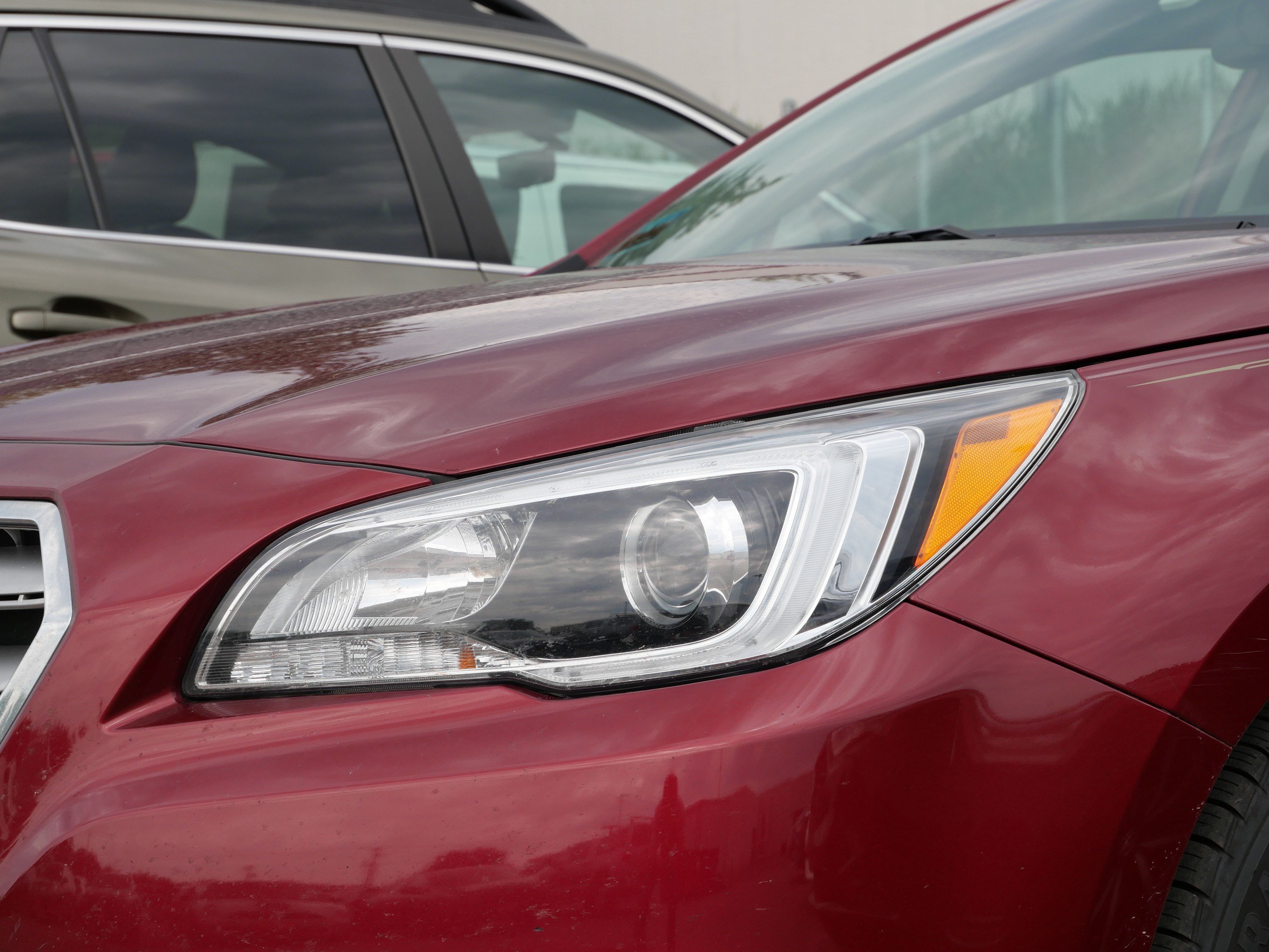 Used 2015 Subaru Legacy 2.5i Premium w/ Moonroof Package AWD/4WD image 4