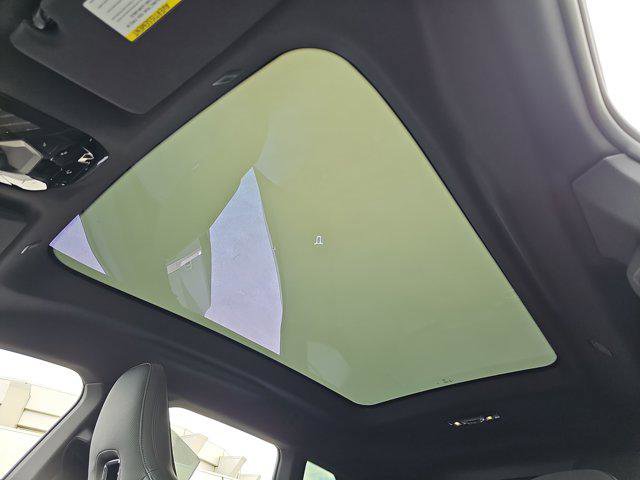 New 2026 BMW iX xDrive60 w/ Premium Package image 30