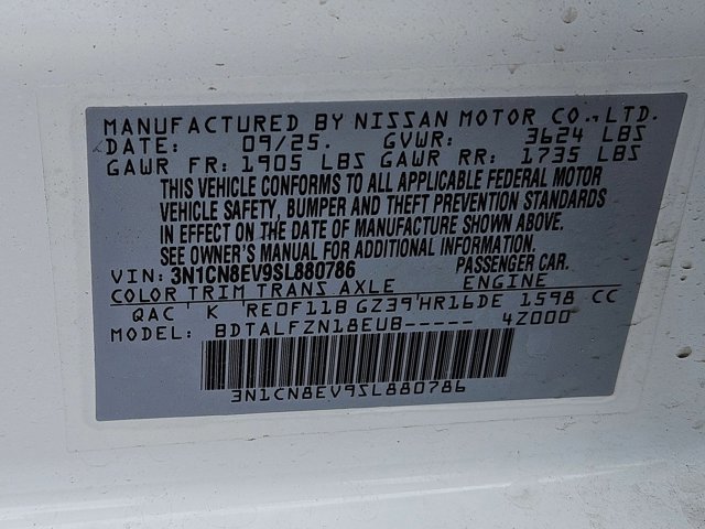 New 2025 Nissan Versa SV w/ Trunk Package FWD image 16