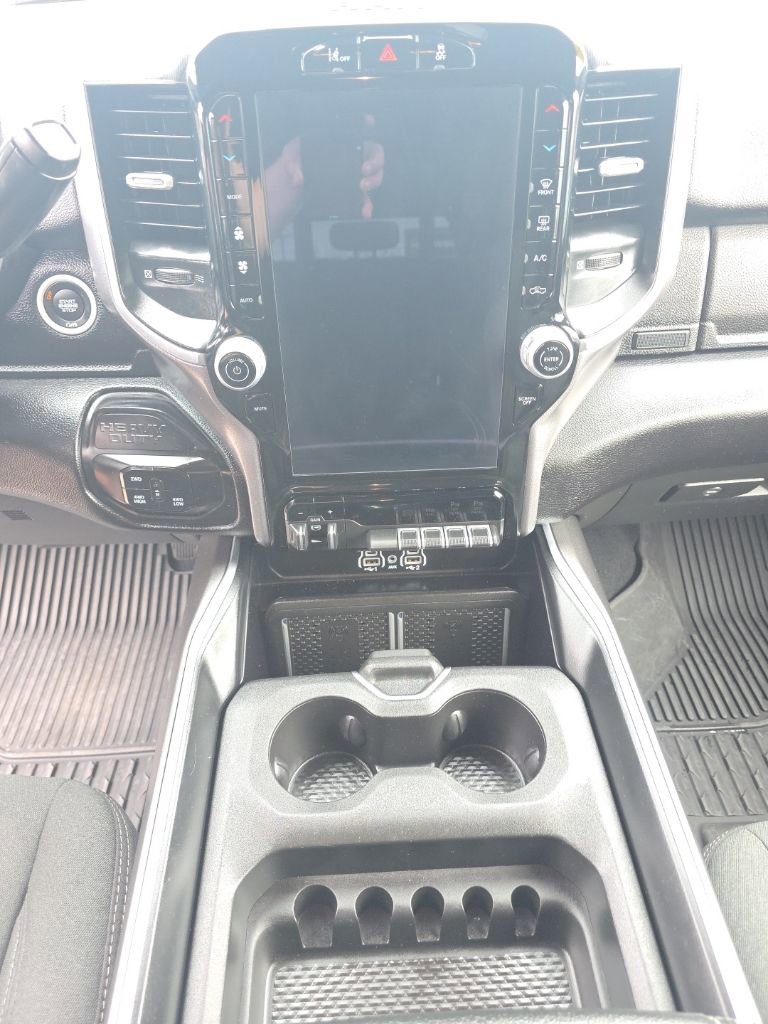 Used 2025 RAM 3500 Big Horn image 14