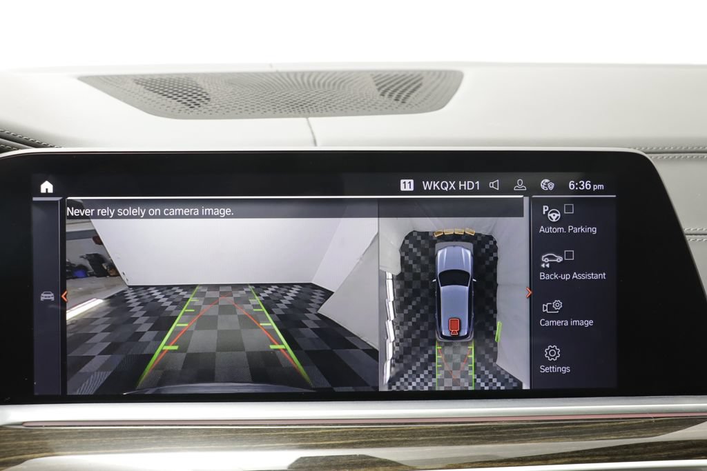 Used 2019 BMW X5 xDrive50i w/ M Sport Package AWD/4WD image 12