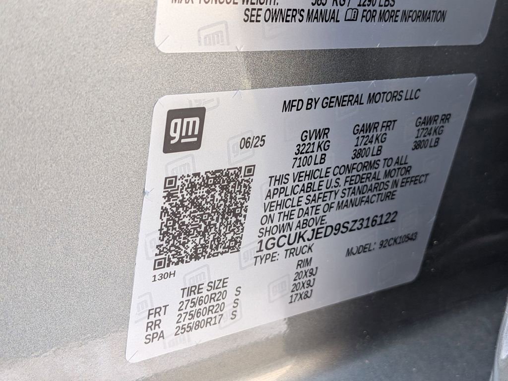 Used 2025 Chevrolet Silverado 1500 High Country w/ Z71 Off-Road Package image 30