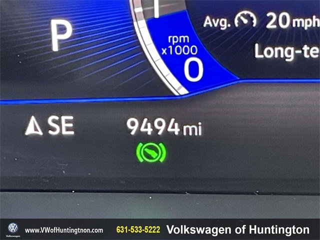 Certified 2025 Volkswagen Jetta SE w/ Sunroof Package image 24