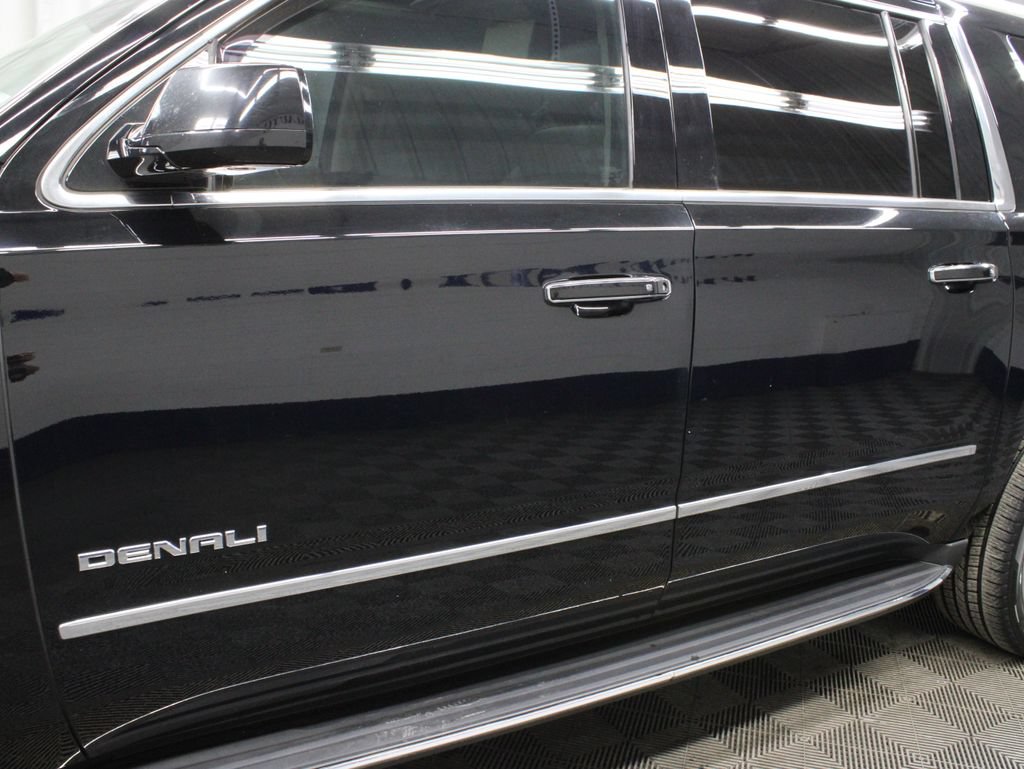 Used 2019 GMC Yukon XL Denali AWD/4WD image 45