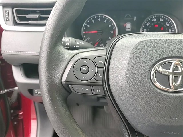 Used 2021 Toyota RAV4 XLE image 13