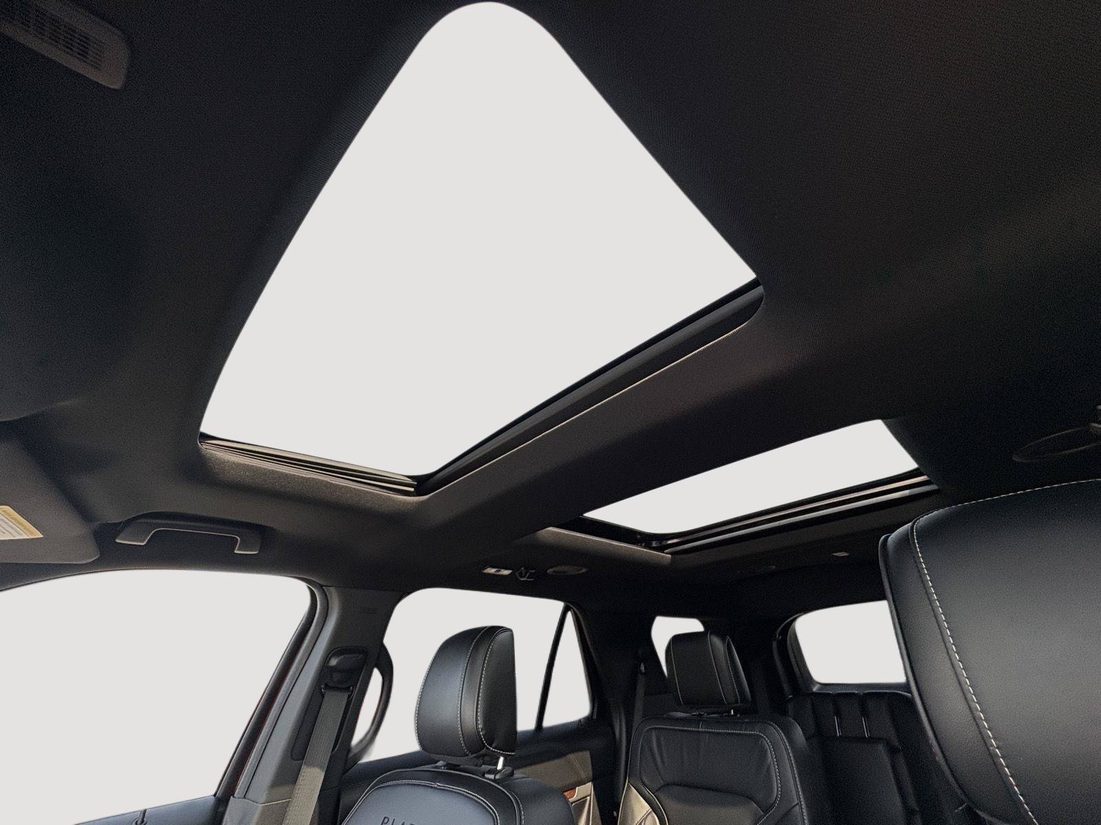 Used 2018 Ford Explorer Platinum AWD/4WD image 21