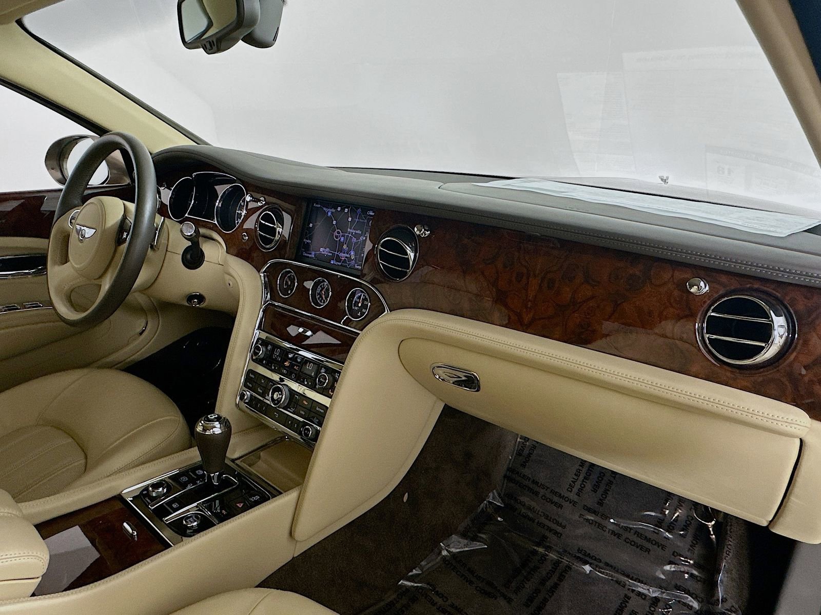 Used 2011 Bentley Mulsanne RWD image 38