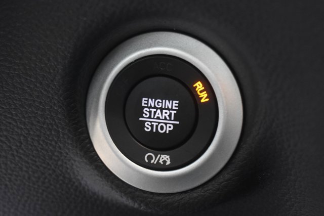 New 2026 Chrysler Pacifica Select image 28